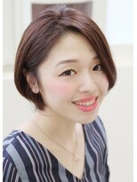 ラグエル(RAGUEL) 大人女性の前下がりショートボブスタイル