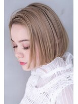 メーヴェ(Mowen) mowen 南堀江ブロンドカラー×ミニボブ ×大人可愛い