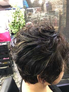 ヘアーブティック アート21ハーツ店 パーマヘアー