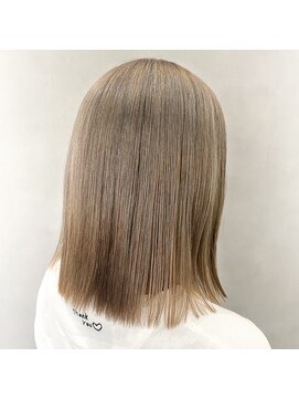 ミル(1001 mille) ミディアムレイヤーのカーキベージュ