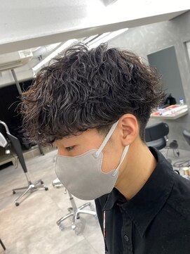 オーバルバイアピッシュ(OVARL by apish) 波巻きパーマ/マッシュスタイル/波ウェーブ耳だしショート