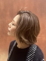 ビュートリアム 梅田(BEAUTRIUM)&nbsp;ショート/フレンチボブ/外ハネ/30代/40代/梅田/