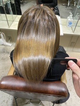 ロロ(ro-ro) 【恵比寿 ro-ro】ハイトーンでも水を弾く疏水毛へ導くTr