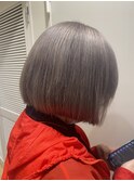 ハイトーングレージュ