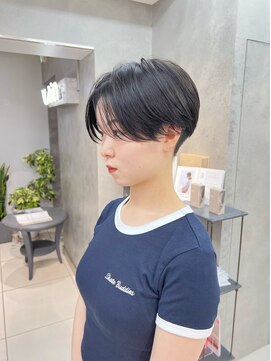 ヴェイン 渋谷(vain) 大人可愛い20代30代40代黒髪前下がりショートボブ丸みショート◎