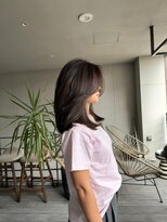 リバレッジ 広尾(Leverage)&nbsp;外国人風大人ミディアムレイヤー：Maho Toda