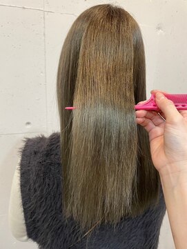 チェリッシュ(Cherish) 小顔サラサラロングストレートベージュブラウン