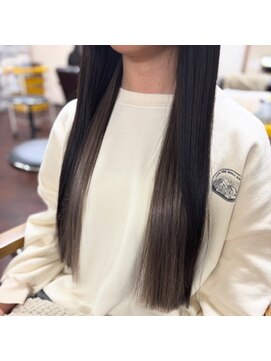 ナスキィ(Naski) インナーカラー＊グレー