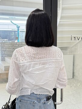エブリ(evri) 「evri」ミディアムボブ　ワンカール　肩の長さボブ　ボブ