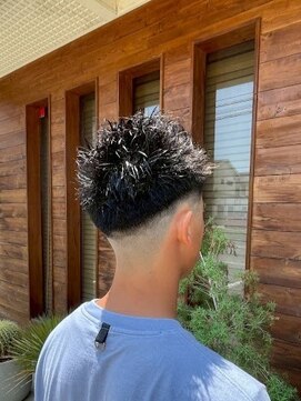 ルーム リシェール 南越谷店(Room RICHAIR) 前髪/マッシュウルフ/インナーカラー/北越谷/パーマ/ショート