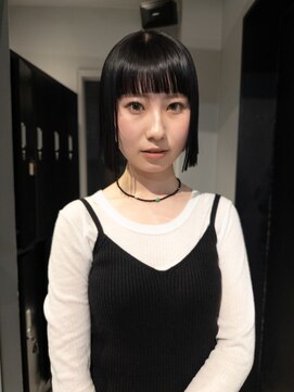 ニーィ バイ カータ(Niii by CARTA) widebangbob◎東佑美