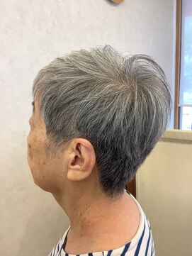 美容室 響 ショートスタイル