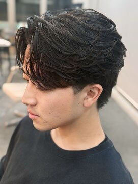 バース バイ ハピネス(BIRTH by happiness) 奈良men'sフェザーパーマフェザーショート