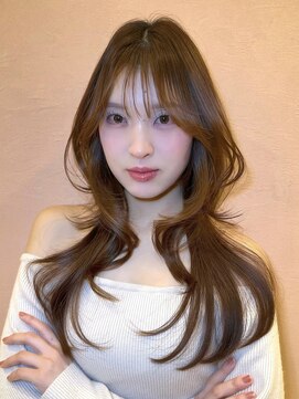 ユニ 表参道(uni) 10代20代30代/韓国風くびれレイヤーカット/ヨシンモリエギョモリ