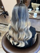 モアムー(Moremuu)&nbsp;【りえ】バレイヤージュ