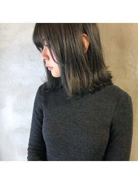 ミント(mint) 外ハネロブ&暗くても透けるグレー ♪