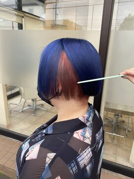 ベニ 仙台柳生店(BENI) ブルー×レッド