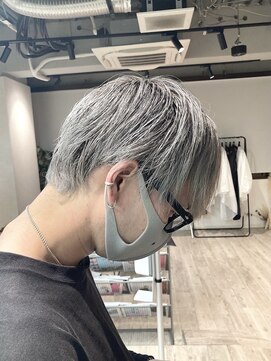 コワファーストナガサキシャンプーボーイ(COIFF1RST NAGASAKI SHAMPOO BOY) メンズハイトーン！！ホワイトシルバー！