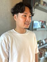 メンズサロン ブロック(Men's Salon bloc) 波巻きパーマ　ツーブロック　センターパート　メンズパーマ