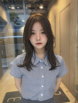 ジョエミバイアンアミ(joemi by Un ami) レイヤーカット/前髪なし/グレージュカラー