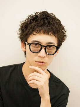 ラヴィズム 小新店(LUVISM) ツイストスパイラルパーマ波巻きシャドウメンズパーマ刈り上げ