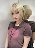 石塚／ぱっつん顔まわりウルフブロンドタッセルレイヤーボブ新宿
