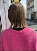 ハイライト×切りっぱなしボブ