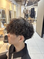 アイズ 海老名(AIZU) シャドウパーマ 無造作パーマ メンズパーマ 刈り上げ 眉毛