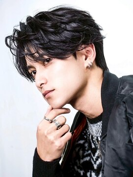 AI TOKYO+Sea MEN'S横浜 MEN'Sパーマ/MEN'Sカット【アイトーキョープラスシーメンズ】 横浜センターパート/フェザーパーマ/ニュアンスパーマ