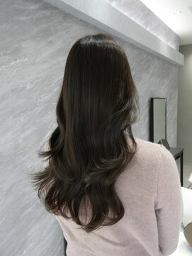 ルクス(Luxs) 赤みゼロオリーブグレージュ