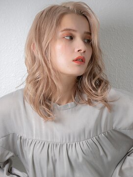 カバーヘア ブリス 上尾西口店(COVER HAIR bliss) 金髪ホワイトブロンド抜け感かきあげミディアムz上尾10代20代