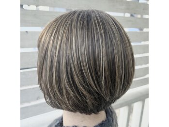 オフショア 松本(off SHORE)の写真/気になり始めた白髪も、しっかり綺麗にカバー♪明るめハイライトカラーで立体感のあるお洒落カラーに☆