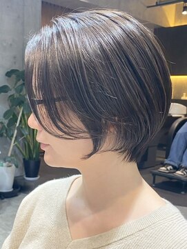 エリマ 横浜西口(elima) 横浜西口白髪ぼかしレイヤーボブベージュアッシュブラウンカラー