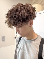 ビアンコ(bianco produce by L'Aube)&nbsp;波巻きパーマ ツイストスパイラル前下がりマッシュ メンズパーマ
