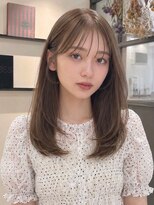 ユーフォリア 青山(Euphoria)&nbsp;グレージュロングヘアブリーチなしウルフパーマミディアムヘア☆