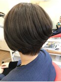 大人の女性のグレージュマットカラー