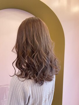 フィッシュ(fish) 【ユゲミナミ】ふわ巻きピンクラベンダーベージュ