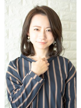 ノイン(noine) 女の子なら誰しもが憧れる“透明感”。