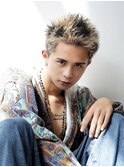 ローライトホワイトベージュストリートアップバングショート