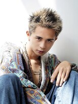 フィフス 原宿(fifth)&nbsp;ローライトホワイトベージュストリートアップバングショート