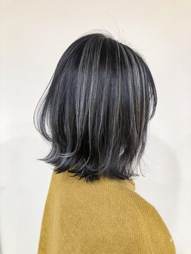 イロ(iro.) コントラストハイライト