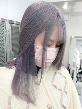 ウィコ 新宿(WICO) シルバーラベンダーブルー[ケアブリーチ/ペールベージュ/新宿駅]