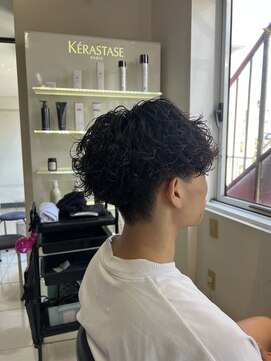 アイズ 海老名(AIZU) 波巻きツイストスパイラルパーマ 波巻きパーマ ツイストパーマ