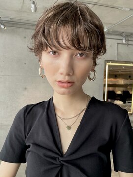 スクリーンギンザメゾン 銀座(SCREEN GINZA MAISON.) クラゲヘアー/小顔に見せるヘア/ココアベージュ/銀座