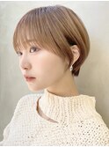 マッシュショート前髪長めハンサムショート黒髪ショート襟足短め