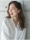 大人ゆるふわニュアンスパーマ×オリーブベージュ