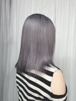 メゾンセブンルックス 宇都宮簗瀬店(Maison 7LOOKS)&nbsp;ホワイトシルバー！《手塚》