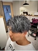 ホワイトメッシュツイスパ