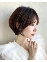 アフロート ルヴア(AFLOAT RUVUA)&nbsp;ハイライトで白髪ぼかし★くびれショートボブ　新宿