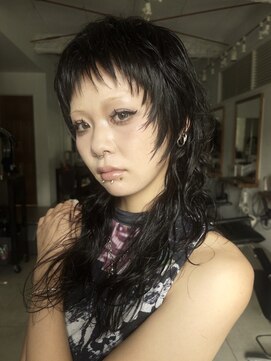 ナループロアツム(Nalu pu loa Tsum) マレットヘア/ウルフパーマ/レイヤーパーマ